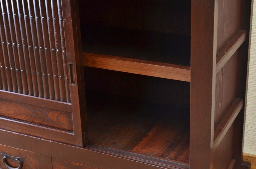 アンティーク家具　☆古民具　骨董　上質な丸桟仕上げの三尺水屋箪笥