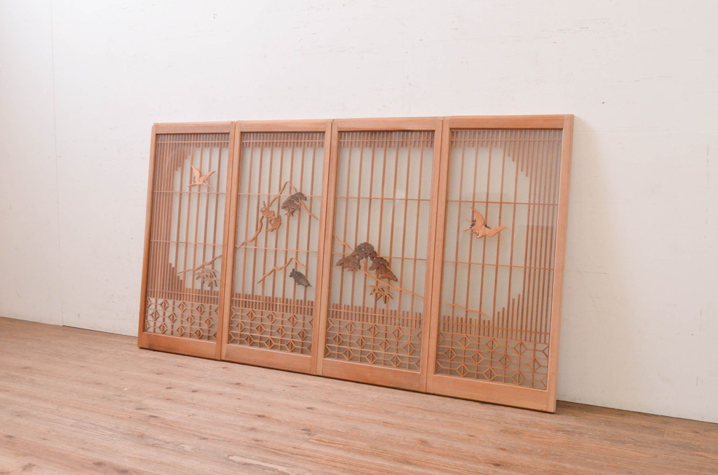 アンティーク建具　両面ガラス　松竹・鶴の彫刻の入った書院戸4枚セット(引き戸、ガラス戸、窓)(R-067796)