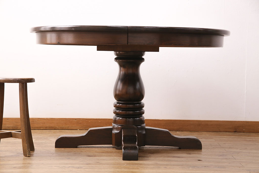 アメリカヴィンテージ　ETHAN ALLEN(イーセンアーレン)　重厚な落ち着いた雰囲気が魅力的なエクステンションテーブル(ダイニングテーブル、ビンテージ)(R-048302)