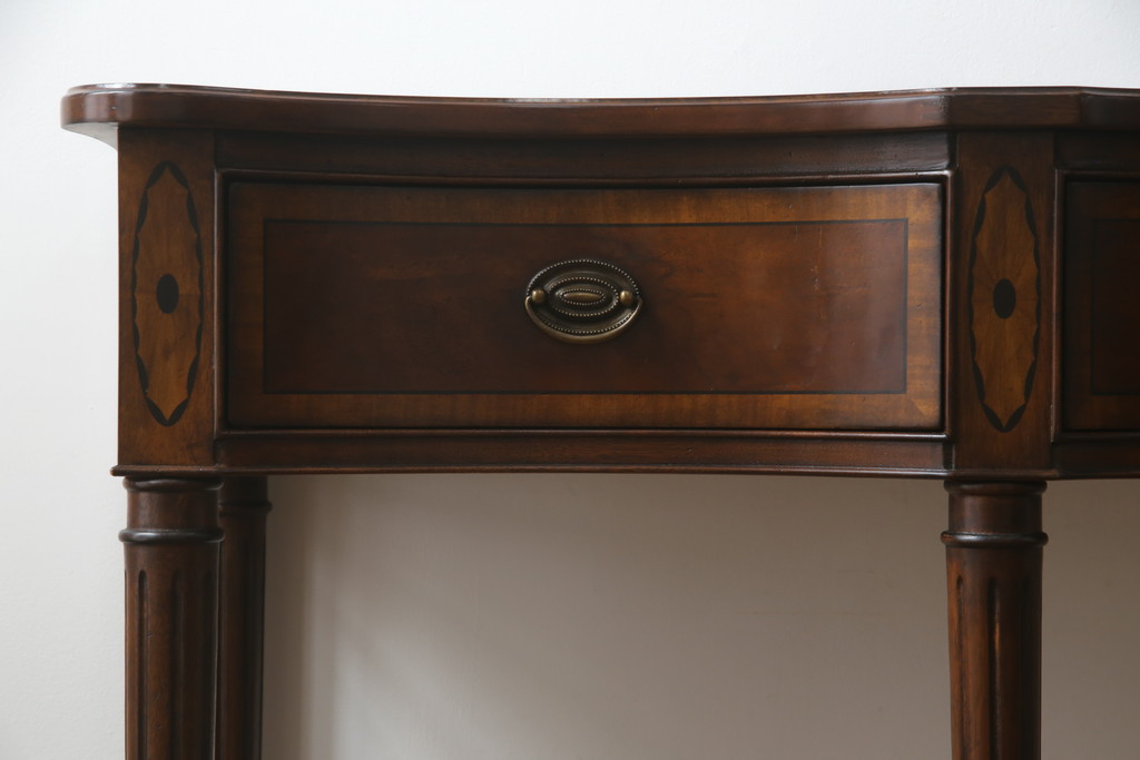 中古　美品　ドレクセル　DREXEL HERITAGE(ドレクセルヘリテイジ)　洗練された上品なデザインが魅力のコンソールテーブル(平机、引き出、サイドテーブル)(R-075680)