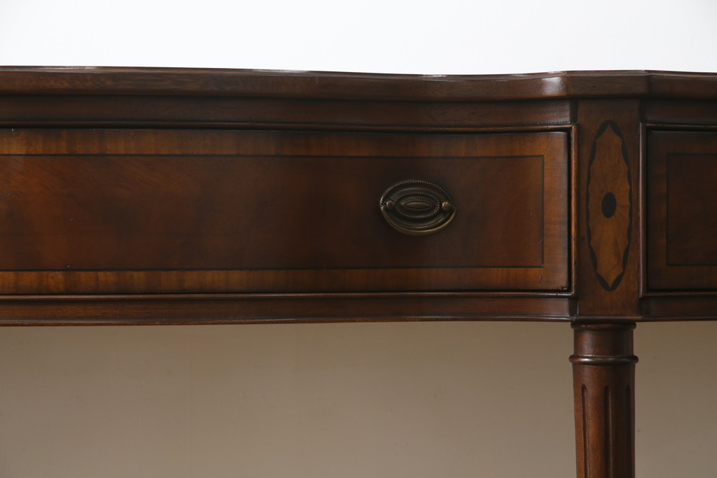 中古　美品　ドレクセル　DREXEL HERITAGE(ドレクセルヘリテイジ)　洗練された上品なデザインが魅力のコンソールテーブル(平机、引き出、サイドテーブル)(R-075680)