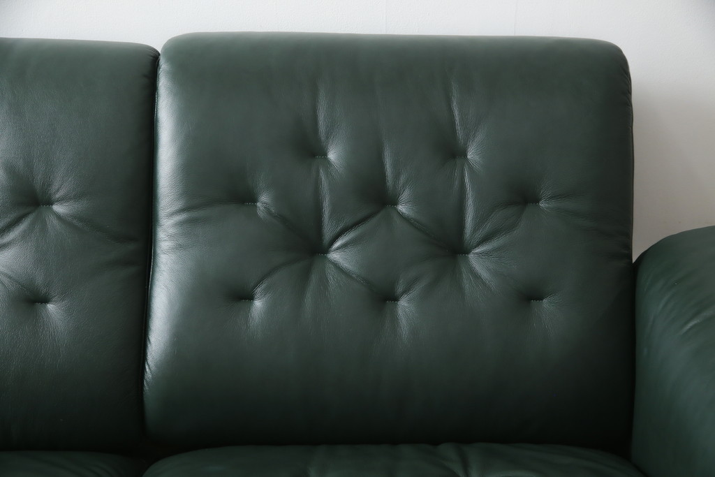 中古　ノルウェー製　ほぼ未使用の極美品!!　EKORNES(エコーネス)　ストレスレス(Stressless)　メトロポリタン　大人の贅沢なくつろぎ空間を演出する三人掛けソファ(アームソファ、3人掛け、3P、トリプルソファ、ロッキング機能、北欧)(定価約55万円)(R-066508)