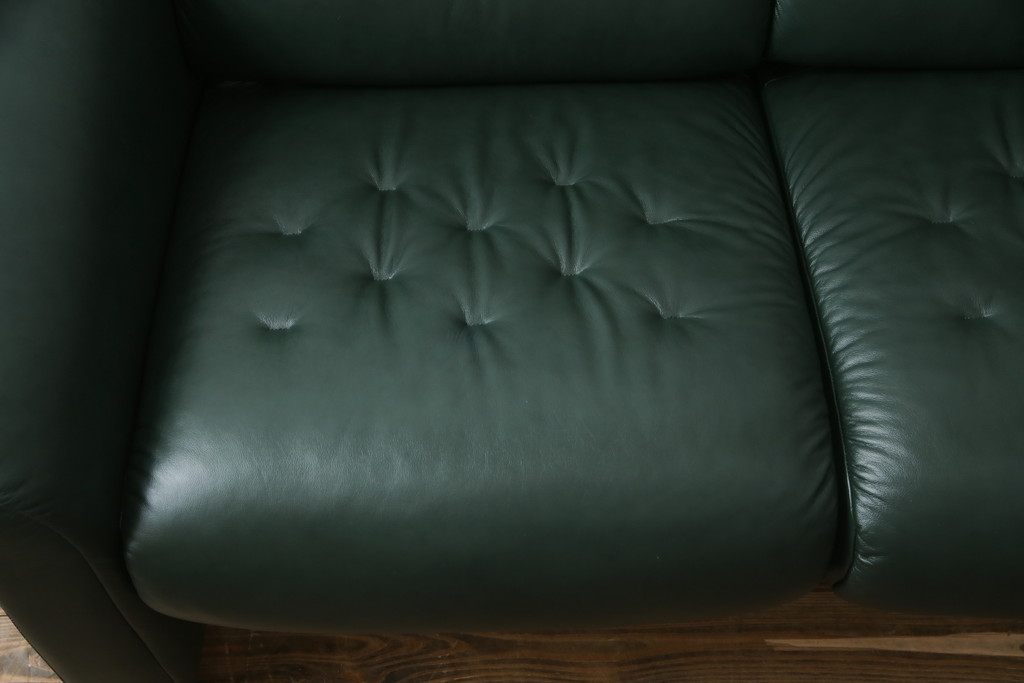 中古　ノルウェー製　ほぼ未使用の極美品!!　EKORNES(エコーネス)　ストレスレス(Stressless)　メトロポリタン　大人の贅沢なくつろぎ空間を演出する三人掛けソファ(アームソファ、3人掛け、3P、トリプルソファ、ロッキング機能、北欧)(定価約55万円)(R-066508)