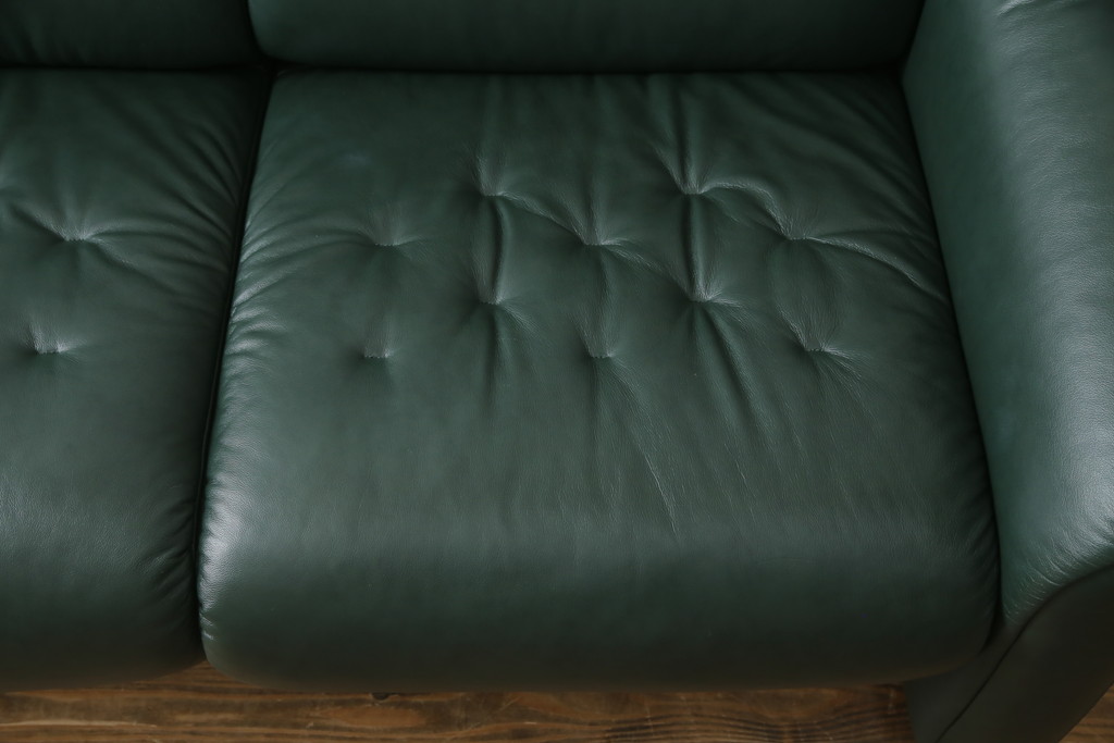 中古　ノルウェー製　ほぼ未使用の極美品!!　EKORNES(エコーネス)　ストレスレス(Stressless)　メトロポリタン　大人の贅沢なくつろぎ空間を演出する三人掛けソファ(アームソファ、3人掛け、3P、トリプルソファ、ロッキング機能、北欧)(定価約55万円)(R-066508)