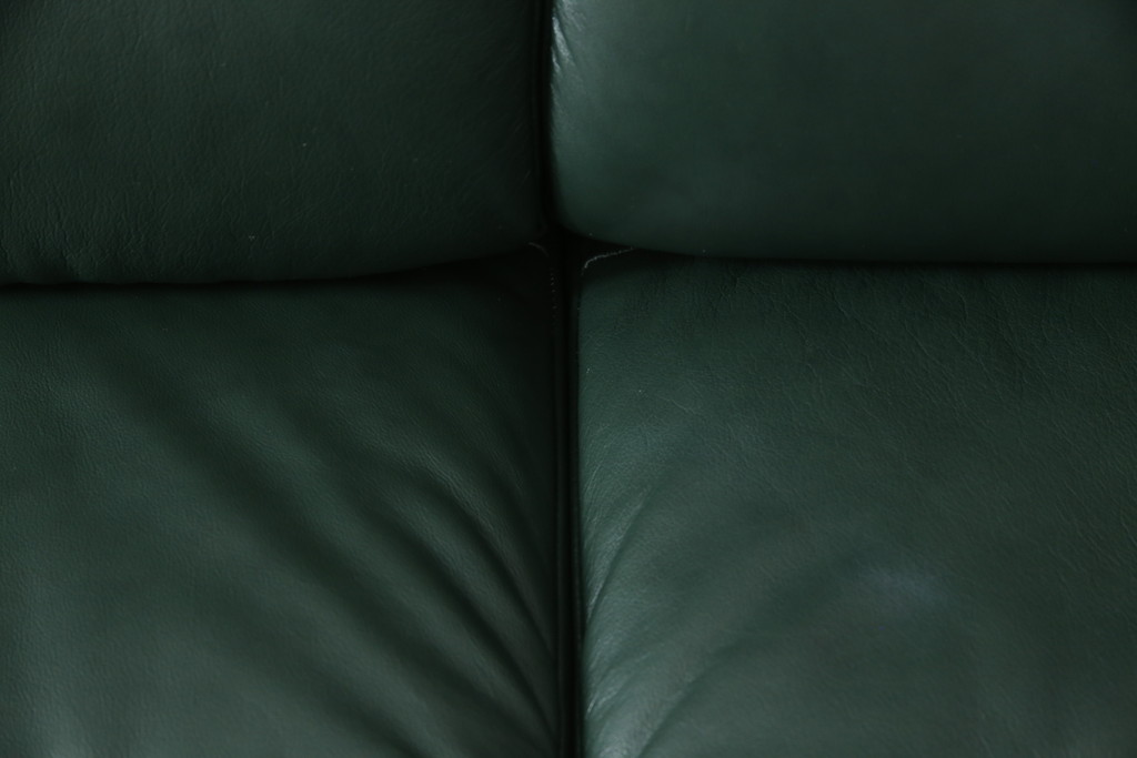 中古　ノルウェー製　ほぼ未使用の極美品!!　EKORNES(エコーネス)　ストレスレス(Stressless)　メトロポリタン　大人の贅沢なくつろぎ空間を演出する三人掛けソファ(アームソファ、3人掛け、3P、トリプルソファ、ロッキング機能、北欧)(定価約55万円)(R-066508)