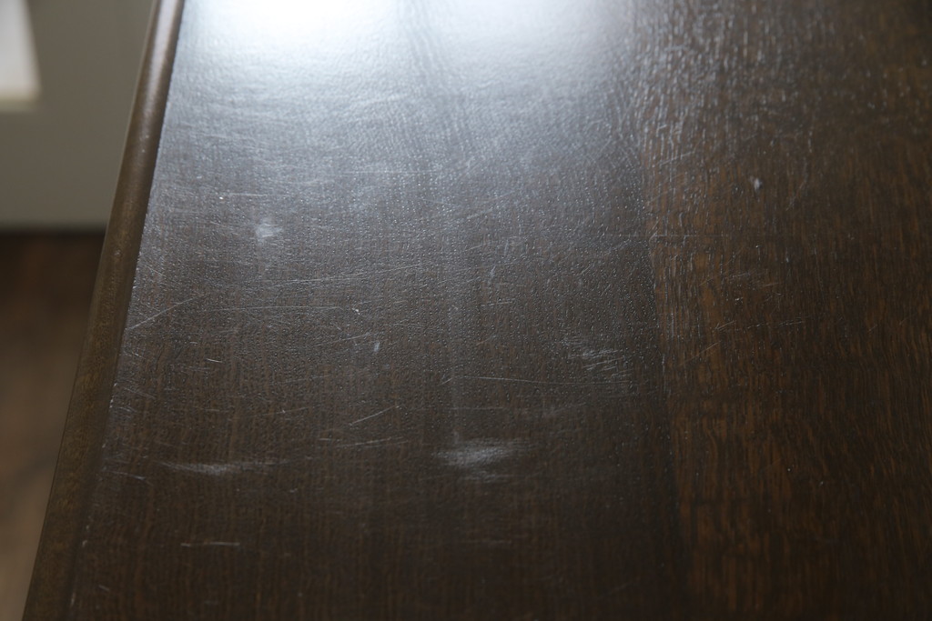 中古　横浜クラシック家具　ノックオンウッド(knockonwood)　コロニアルシリーズ(Hand Made)　オーク材　クラシカルな佇まいのチェスト(引き出し、洋服タンス、ハイチェスト)(定価約33万円)(R-064026)