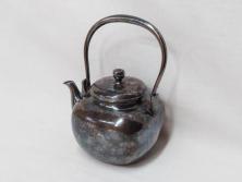 戦前　純銀　359g　重厚感のある銀瓶(煎茶、薬缶、銀水注、湯沸し、茶道具、やかん、水指、急須)(R-078463)