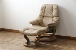 中古　EKORNES(エコーネス)　本革　オットマン付き　ロングセラー!!一番人気のストレスレス レノ クラシック(S)(レザー、アームチェア、リクライニングチェア、椅子、一人掛けソファ、1Pソファ)(定価約40万円)(R-078619)