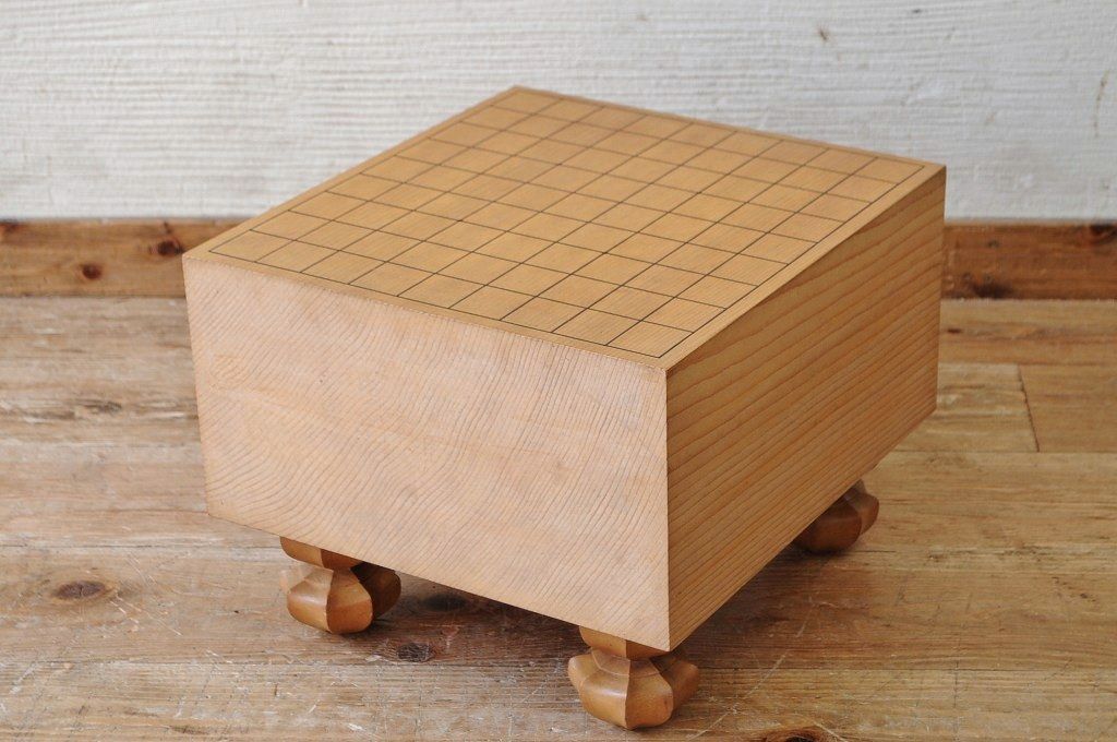 アンティーク雑貨　○古い将棋盤五寸九分