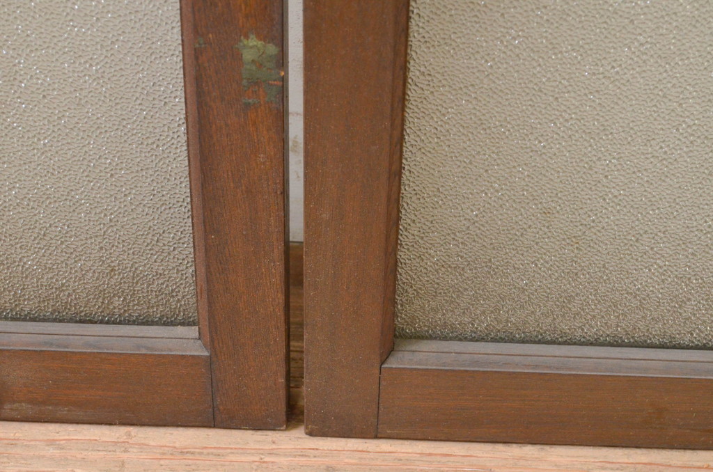 アンティーク建具　上手物!!　タモ材　両面　両取り　大正ロマンなお部屋作りにおすすめなガラス窓2枚セット(引き戸、ガラス戸)(R-069644)