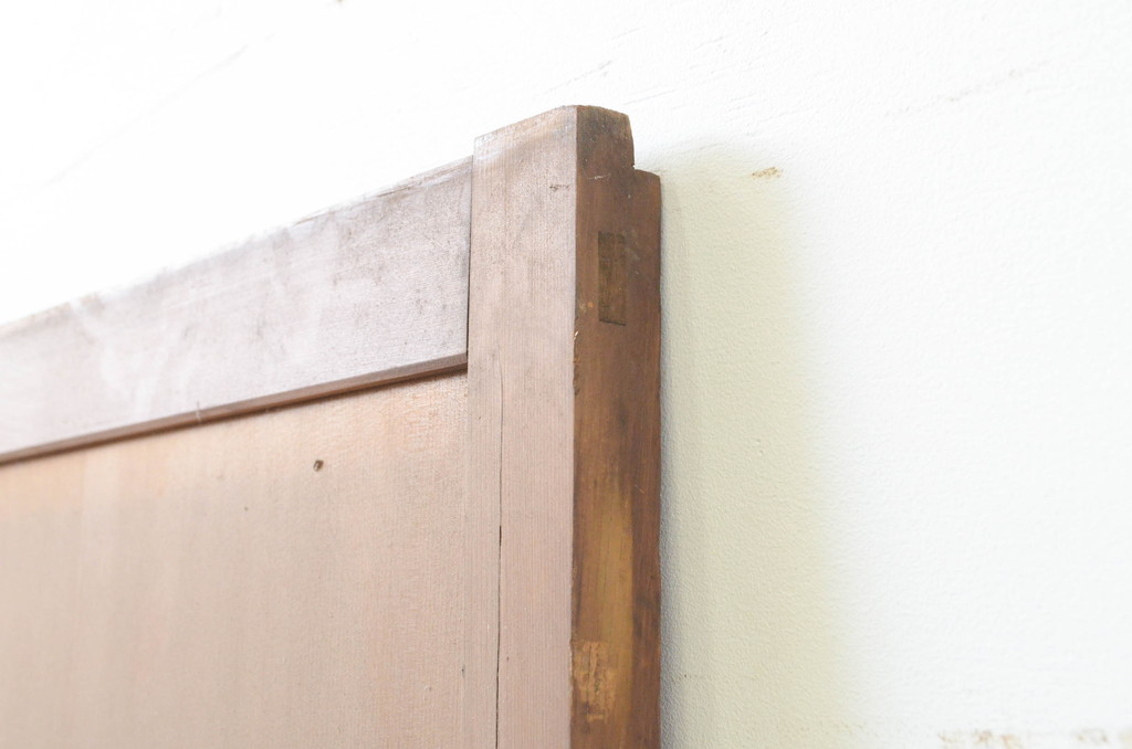 アンティーク建具　杉材　美しい柾目が魅力的な板戸窓1枚(引き戸)(R-069647)