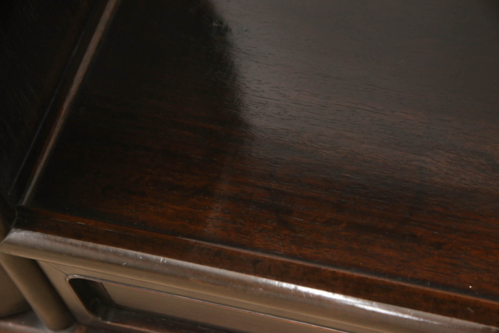 和製アンティーク　カリン材　経年による風合いが味わい深い時代物の飾り棚(茶棚、違い棚、花梨材)(R-049169)