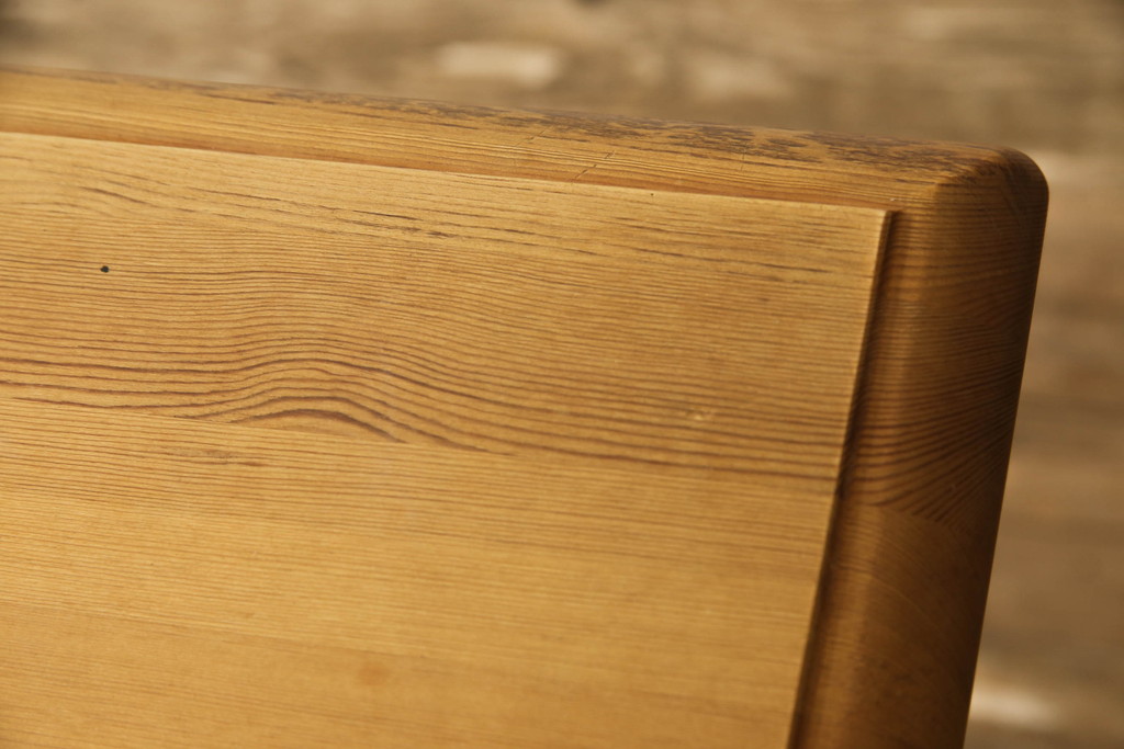 中古　美品　シャルドネ(CHARDONNAY)　パイン材　両面引き出し　木の質感や木目を生かしたデザインが素敵なダイニングテーブル(作業台、食卓、2人掛け、4人掛け)(R-054330)