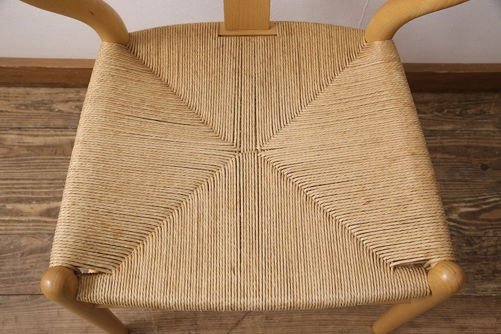 中古　北欧家具　デンマーク　ビーチ材　CARL HANSEN & SON(カール・ハンセン&サン) CH24 Yチェア ナチュラルスタイルの空間づくりにおすすめのペーパーコードダイニングチェア(アームチェア)(R-054167)