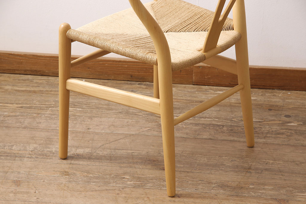 中古　北欧家具　デンマーク　ビーチ材　CARL HANSEN & SON(カール・ハンセン&サン) CH24 Yチェア ナチュラルスタイルの空間づくりにおすすめのペーパーコードダイニングチェア(アームチェア)(R-054167)