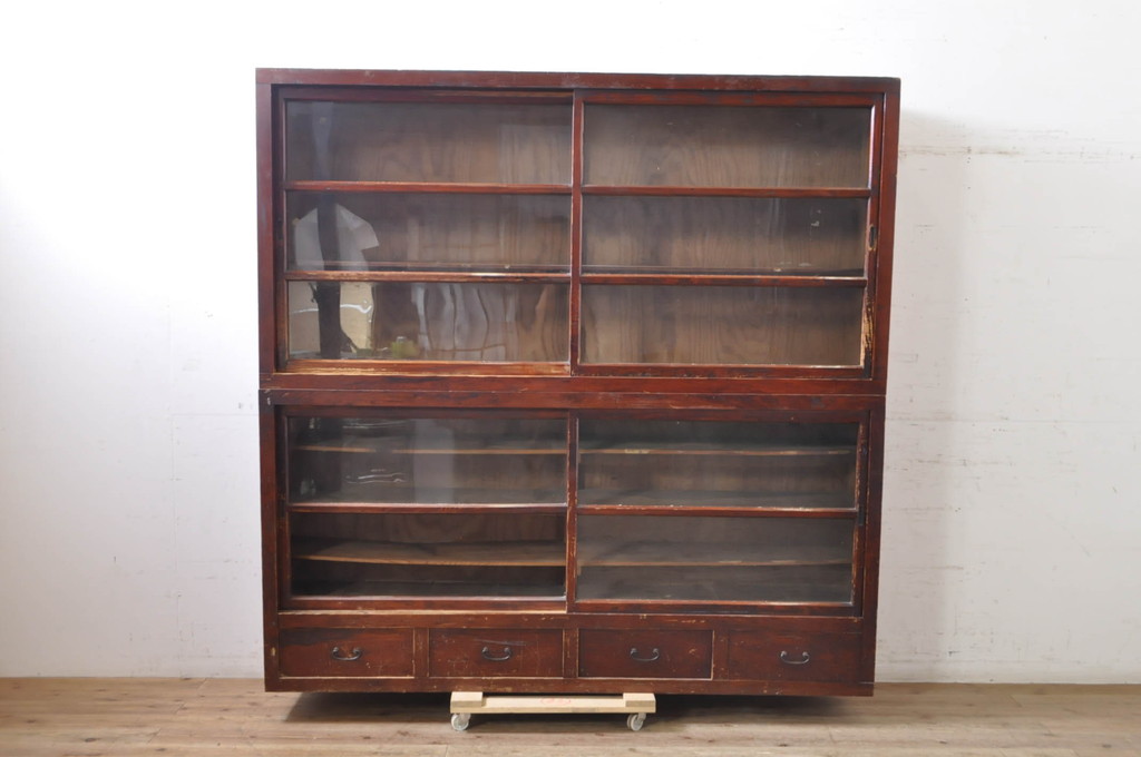 二段重ね 和箪笥 和家具 時代箪笥 チェスト 重厚感 時代金具 アンティーク 骨董 和モダン 町屋家具 サービス品 - ブルーパロット｜京都の アンティーク食器・家具・引取・修理・金継ぎ