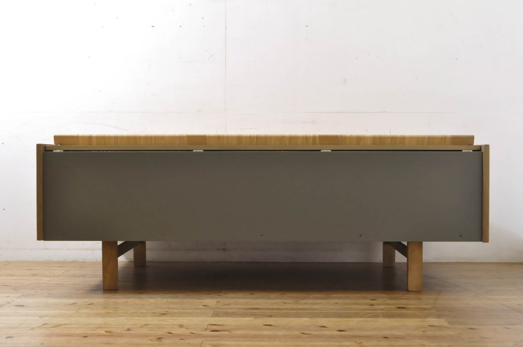 北欧ビンテージ 美品 オーク材 Hans J Wegner(ハンス・J 北欧ビンテージ 美品 オーク材 Hans J Wegner(ハンス・J