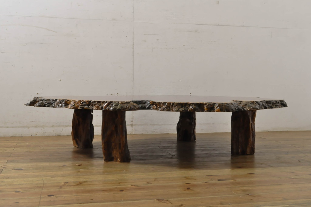 和製ビンテージ　花梨(カリン)材　堂々とした威厳あふれる佇まいが魅力の座卓(センターテーブル、ローテーブル、ヴィンテージ)(R-063841)