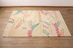 未使用展示品　ligne roset(リーン・ロゼ)　JUNGLE　ハンドメイド　カラフルなヤシの木と葉をモチーフとしたデザインがお洒落なウール製ラグマット(絨毯、カーペット)(定価約32万円)(R-050749)