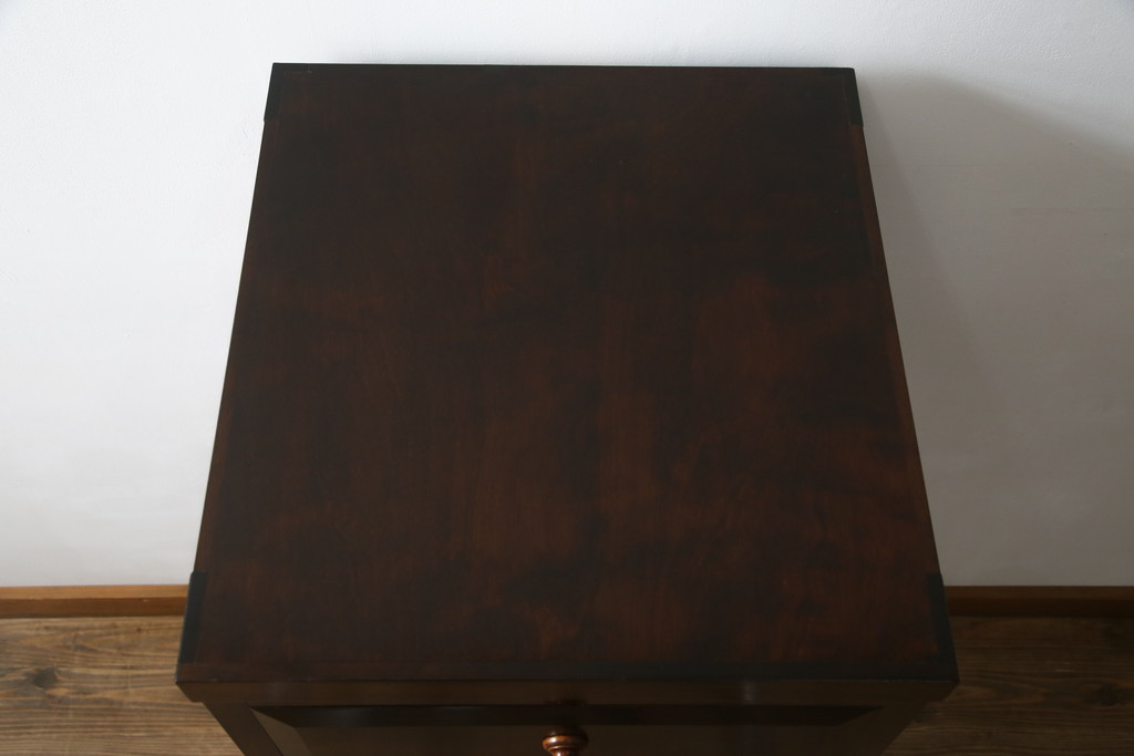 中古　美品　松本民芸家具　シンプルな作りで合わせやすいD型小物整理箪笥(縦型チェスト、引き出し、収納タンス)(定価約27万円)(R-075614)