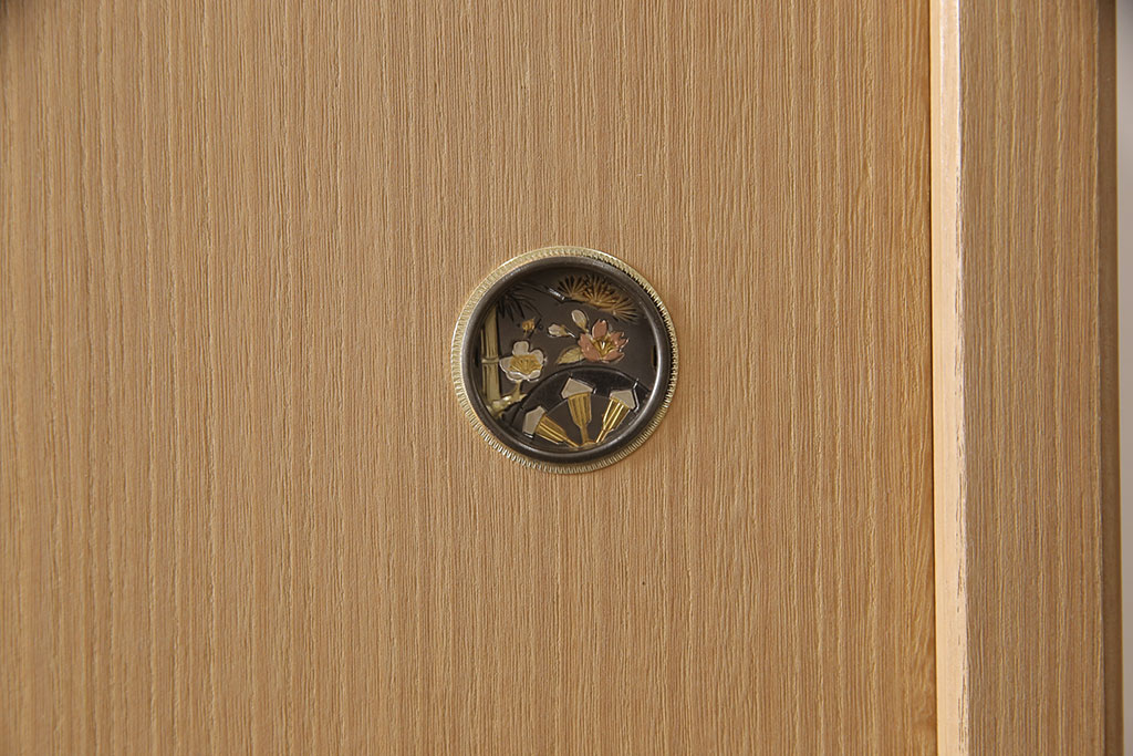 未使用　展示品　中古　伝統工芸士　山本隆作　かくし付き　上品な佇まいが魅力!たっぷり収納できる総桐箪笥(胴厚、総桐たんす、着物箪笥、チェスト、引き出し)(定価約100万円)(R-054279)