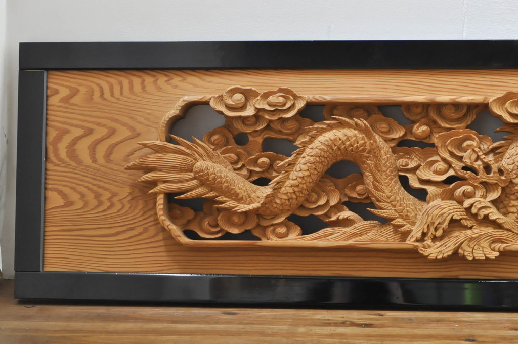 ビンテージ建具　杉(スギ)材　躍動感ある龍(竜)が見事な両面彫刻欄間2枚セット(明かり取り、明り取り、ヴィンテージ)(R-076362)