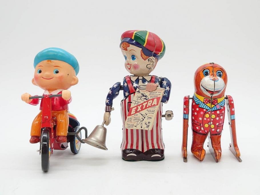 NEWS-BOY　三輪車(VELOCIPEDE)　ACROBAT MONKEY　WHISTLING SPACE TOP SET　ジャンピングコマ　かんらん車　Playland Express　のりものあそび　FAIRYLAND TRAIN SET　HIGHWAY SET　ブリキのおもちゃ10点セット(猿、遊園地、観覧車、乗り物、ゼンマイ歩行、フィギュア、人形、玩具、日本製)(R-078506)