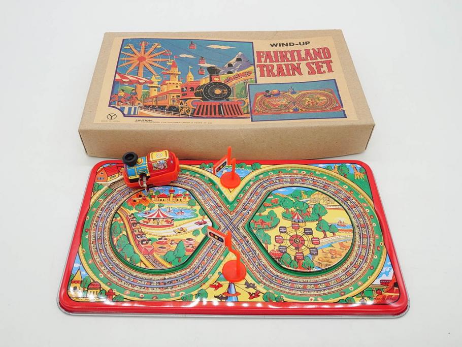 NEWS-BOY　三輪車(VELOCIPEDE)　ACROBAT MONKEY　WHISTLING SPACE TOP SET　ジャンピングコマ　かんらん車　Playland Express　のりものあそび　FAIRYLAND TRAIN SET　HIGHWAY SET　ブリキのおもちゃ10点セット(猿、遊園地、観覧車、乗り物、ゼンマイ歩行、フィギュア、人形、玩具、日本製)(R-078506)