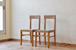 レトロ家具　レトロなデザインの椅子(イス)2脚セット