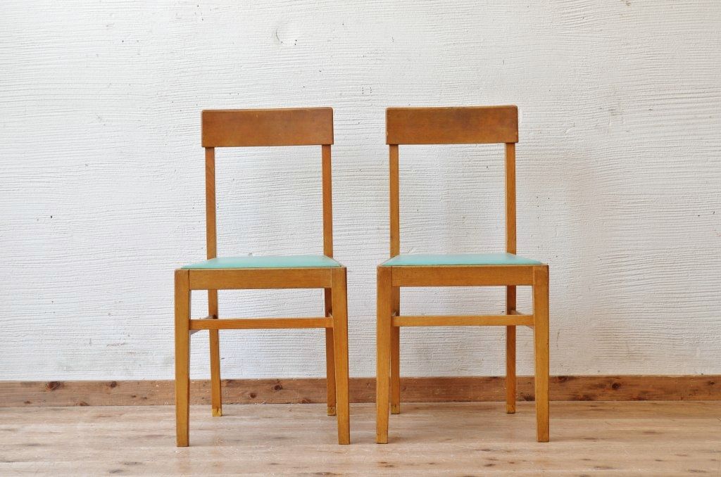 レトロ家具　レトロなデザインの椅子(イス)2脚セット