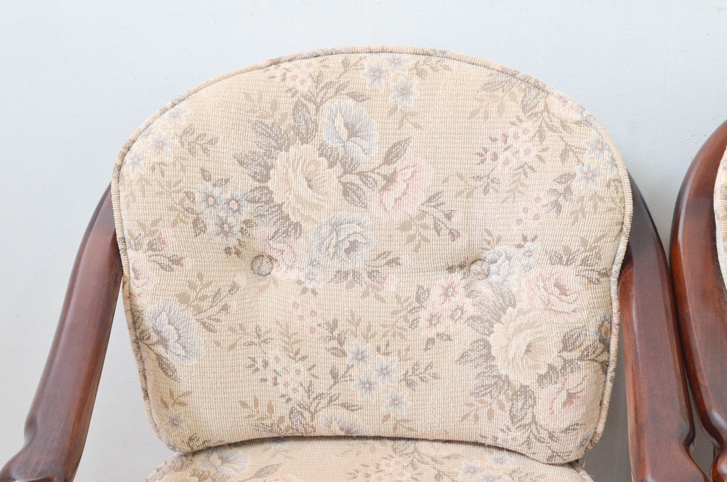 中古 カリモク家具(karimoku) ゆったりと座れるキャスター付き 中古 カリモク家具(karimoku) ゆったりと座れるキャスター付き