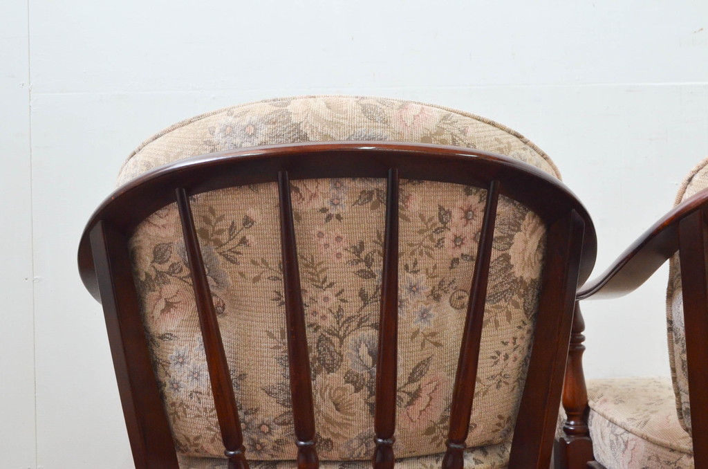 中古 カリモク家具(karimoku) ゆったりと座れるキャスター付き 中古 カリモク家具(karimoku) ゆったりと座れるキャスター付き