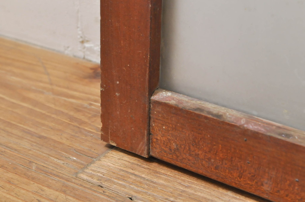 アンティーク建具　どこか懐かしい雰囲気を醸し出すガラス欄間2枚セット(明り取り、明かり取り、ランマ)(R-073597)