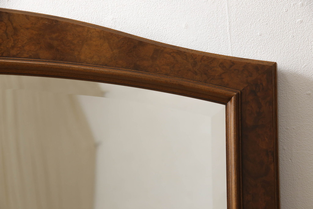 中古　美品　DREXEL HERITAGE(ドレクセルヘリテイジ)　高級感ある木目が美しいウォールミラー(壁掛け鏡)(R-059438)
