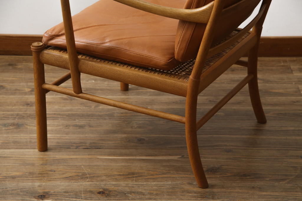 デンマークビンテージ　P.Jeppesen Mobelfabrik 　PJ Furniture(P.J.ファニチャー社)　Ole Wanscher(オーレ・ヴァンシャー) 　本革(レザー)　PJ149 Colonial Chair(コロニアルチェア)　ミッドセンチュリースタイルの空間づくりにおすすめのアームチェア(イージーチェア、1人掛けソファ、ヴィンテージ、北欧)(R-077899)