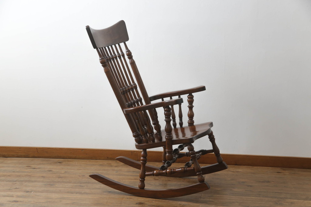 中古　美品!!　九州民芸家具　ゆったりとしたくつろぎの時間におすすめなロッキングチェア(アームチェア、板座チェア、揺り椅子、いす、イス)(R-069935)