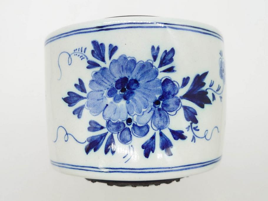 ジャンク品　ビンテージ　オランダ　DELFT(デルフト)　ブルーハンドペイント　細かな染付に匠の技が光る置時計(風車、花、フラワー、草花、風景、ヴィンテージ、陶器)(R-078694)
