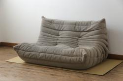 中古　フランス家具　ligne roset(リーン・ロゼ)　ROSETTOGO(ロゼトーゴ)　洗練されたモダンデザインが目を引く二人掛けソファ(リーンロゼ、2人掛け、ローソファ)(R-068619)