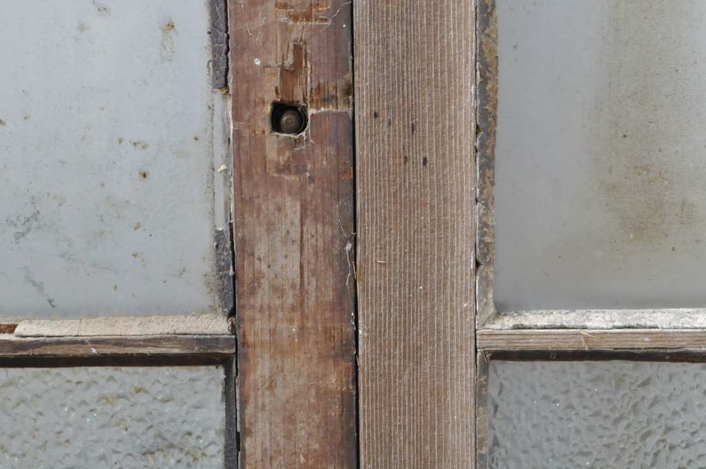 アンティーク建具　レトロ空間におすすめな縦格子のガラス窓3枚セット(引き戸、ガラス戸)(R-076592)