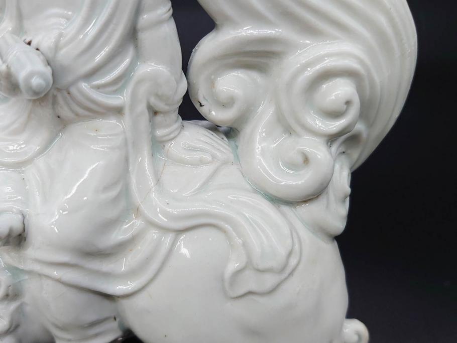 時代物 焼物 磁器 高さ 約17cm 白磁唐獅子観音像(中国?、置物 時代物 焼物 磁器 高さ 約17cm 白磁唐獅子観音像(中国?、置物