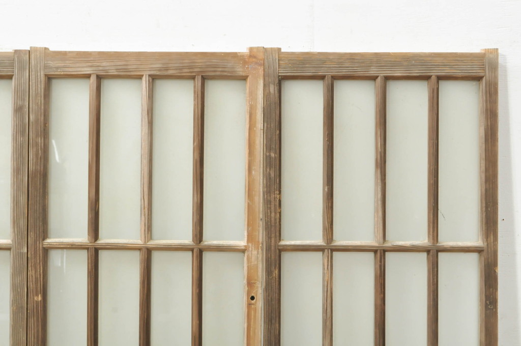 アンティーク建具　レトロな空間作りにおすすめなガラス窓4枚セット(引き戸、ガラス戸)(R-076597)