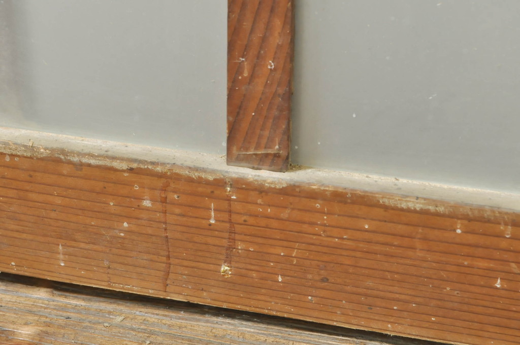 アンティーク建具　レトロな空間作りにおすすめなガラス窓4枚セット(引き戸、ガラス戸)(R-076597)