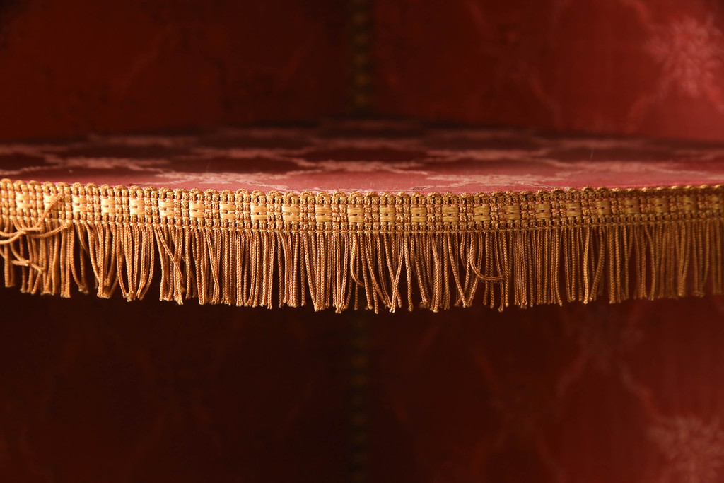 スペインビンテージ　マホガニー材　真鍮飾り　華やかな装飾と艶のある木肌が魅力的なコーナーキャビネット(戸棚、飾り棚、コーナーラック、収納棚、ヴィンテージ)(R-063461)
