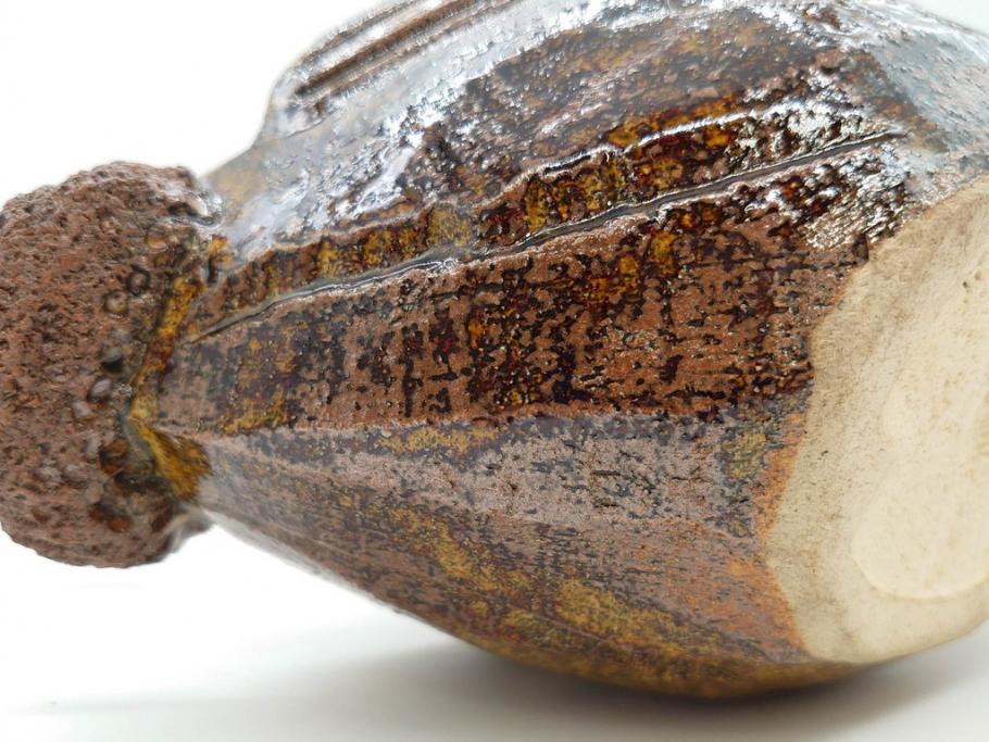 伊東陶山　高さ約20cm　細部まで丁寧に作られた宝舟(商売繁盛、宝船、縁起物、帆船、七福神、八仙、置物、オブジェ、共箱付き)(R-078649)