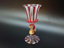 ベルリン　KPM(ベルリン王立磁器製陶所)　金彩　花　蝶　繊細な意匠が美しいティーカップ&ソーサー(ケーピーエムベルリン、王の笏、王笏、ロココ調、C&S)(R-070198)