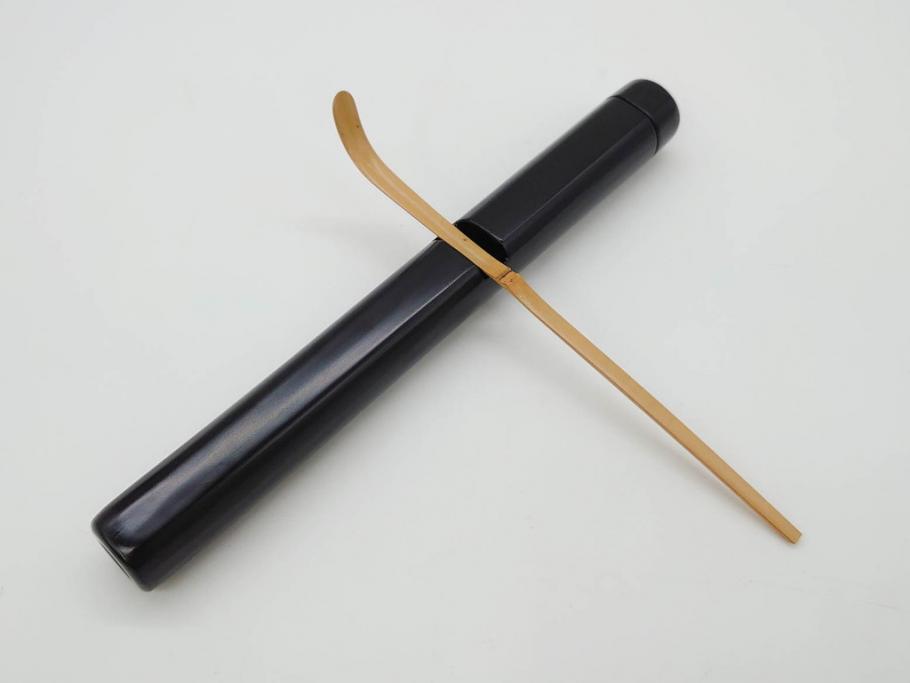 利休　泪写　花押　上品な和の雰囲気溢れる茶杓(竹、筒付き、茶道具、共箱付き、外箱付き)(R-072280)