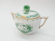 イギリスビンテージ　JAJ　パイレックス　June Rose(ジューン ローズ)シリーズ　ミルクガラスのカップ&ソーサー2客セット(洋食器)