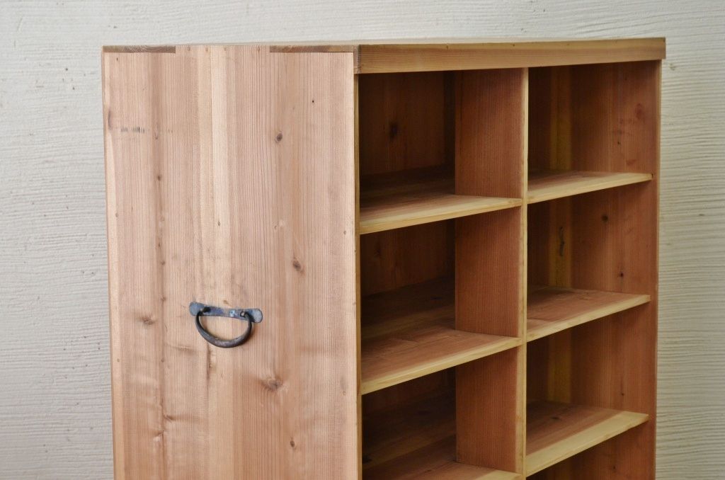 アンティーク家具　古い木味のアンティーク飾り棚(収納棚、飾り棚)1