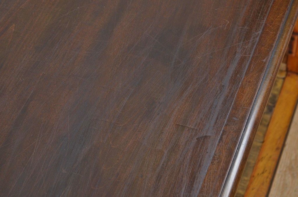 アンティーク家具　古い木のシンプルな飾り棚(ローボード)