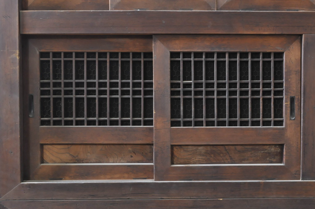 アンティーク家具　前面ケヤキ材・ヒノキ材　四尺水屋箪笥(R-036292)